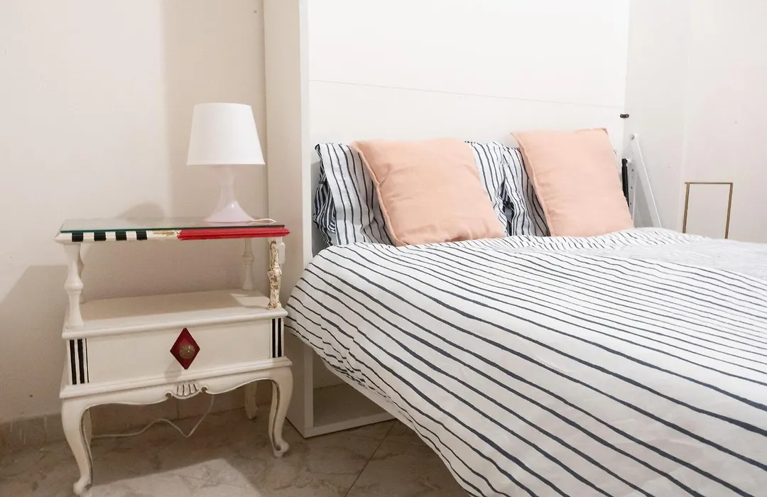 Vita Nova House 3 camere 3 bagni perfetta per famiglie e gruppi a due passi da Termini-1